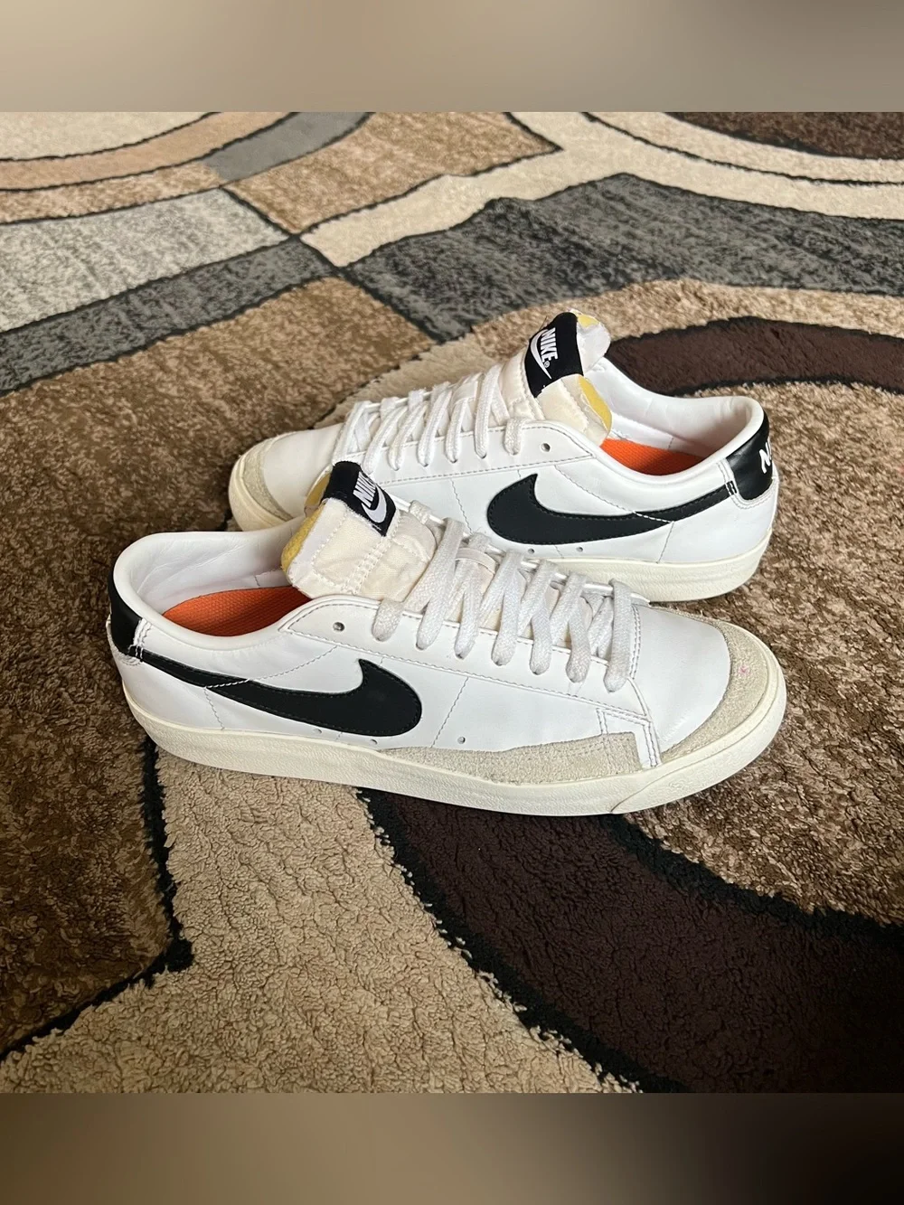 Women’s Nike Blazer Low '77 Vintage sneakers Size 8.5